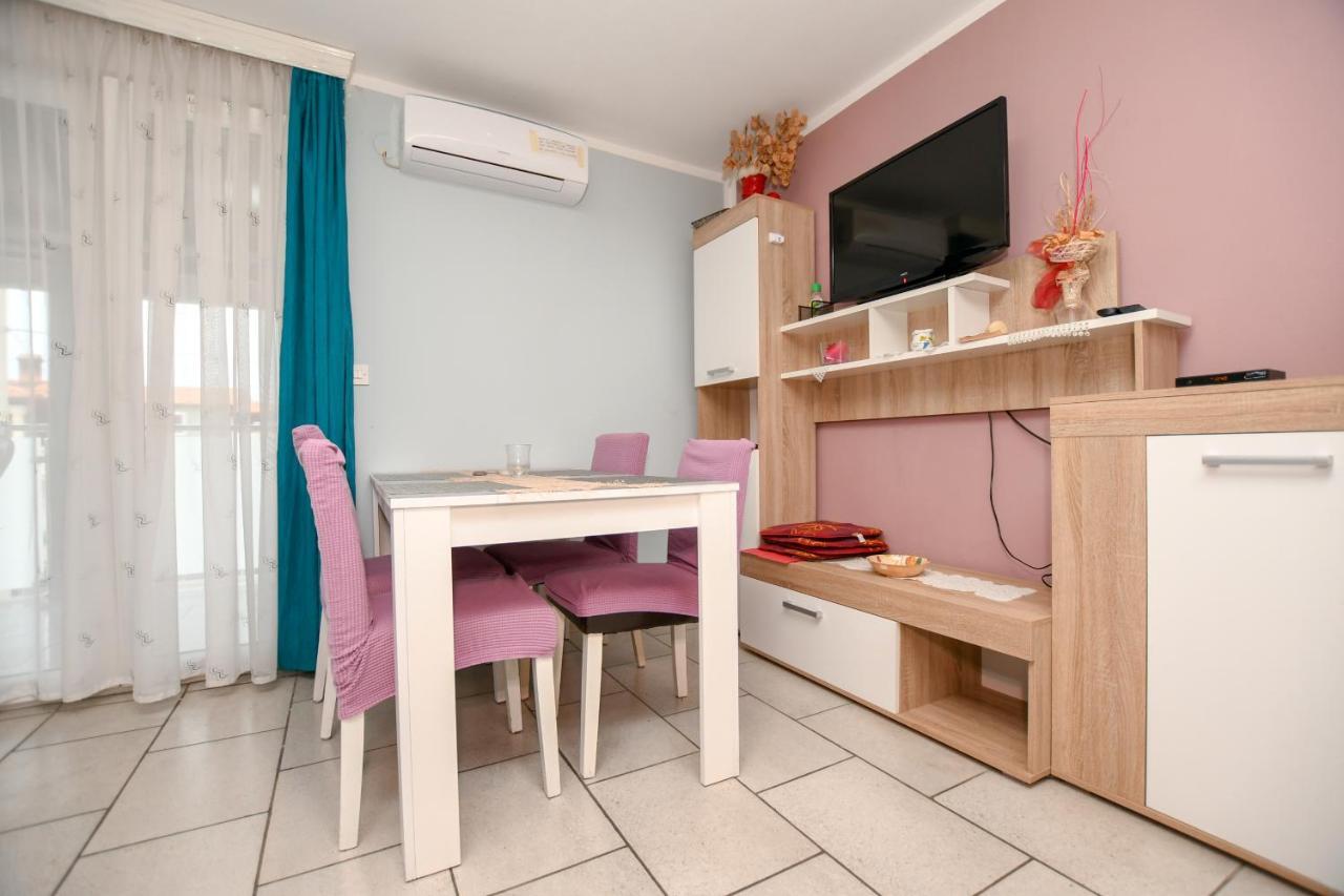 Apartments Katja Poreč Exterior foto